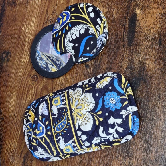 Vera Bradley "Ellie Blue" Go Round Tote Bag - Picture 10 of 10